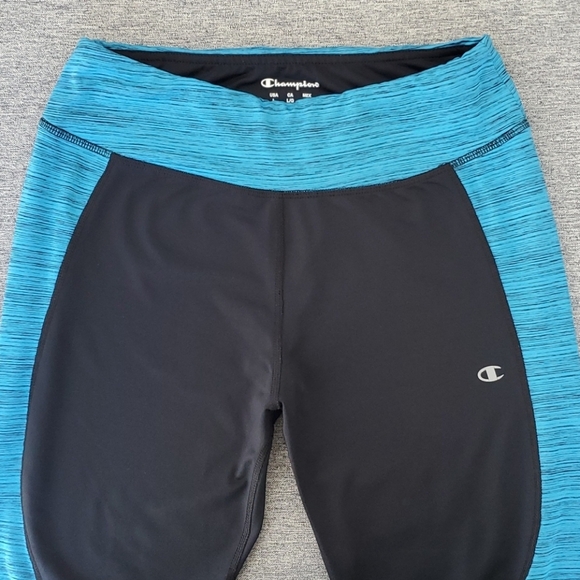 ⭐️3/ $30⭐️ Champion Women's Cropped Activewear Leggings Blue Black Stretch Sz L - Picture 4 of 13